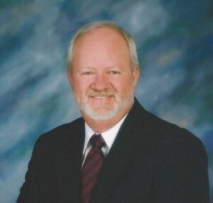 Phil Cline, recipient of the Tulare County Bar Association Distinguished Service Award